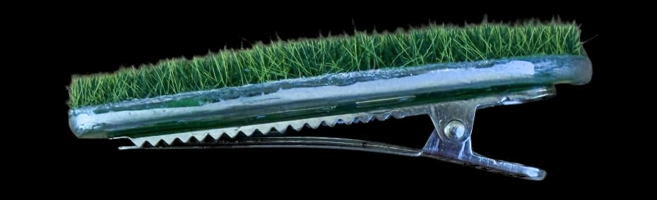 GRASS HAIRCLIP view 2